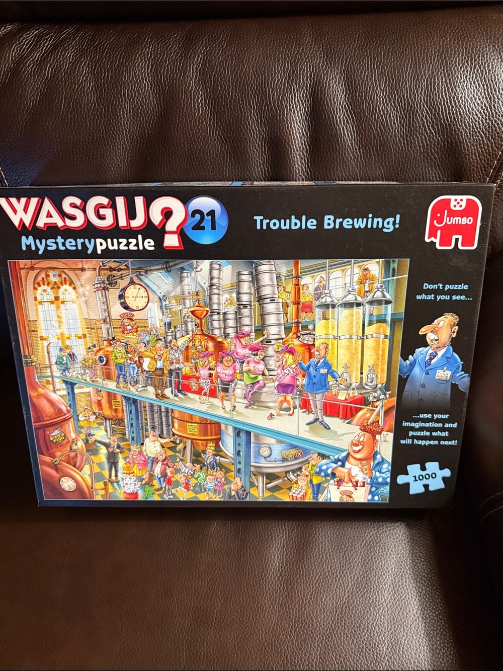 Wasgij Mystery 21: Trouble Brewing! 1,000-piece jigsaw puzzle by Jumbo